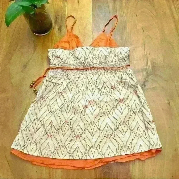 Vintage  Dynamite camisole top with adjustable straps. Size XS- small - Picture 7 of 8